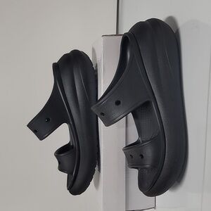 Black Crocs Crush  Platform Sandals size 6